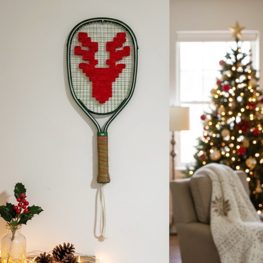 Handmade Vintage Racquetball Racket Yarn Art Reindeer Christmas Wall Decor